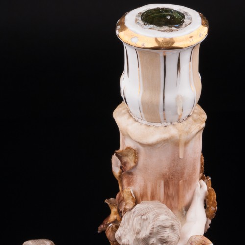 Подсвечник, девушка и Амур собирают розы, Германия, 19 в