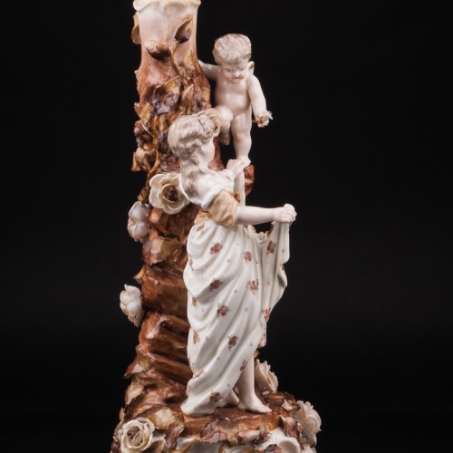 Подсвечник, девушка и Амур собирают розы, Германия, 19 в