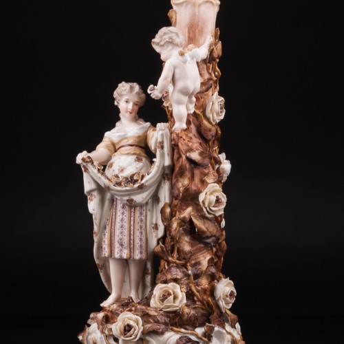 Подсвечник, девушка и Амур собирают розы, Германия, 19 в