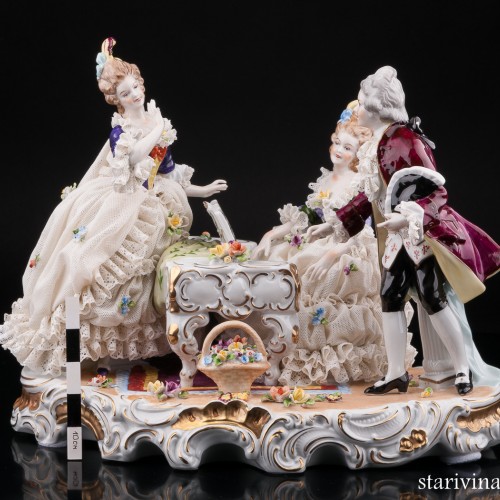 Группа у рояля, кружевная, Дрезден, Германия, сер. 20 в