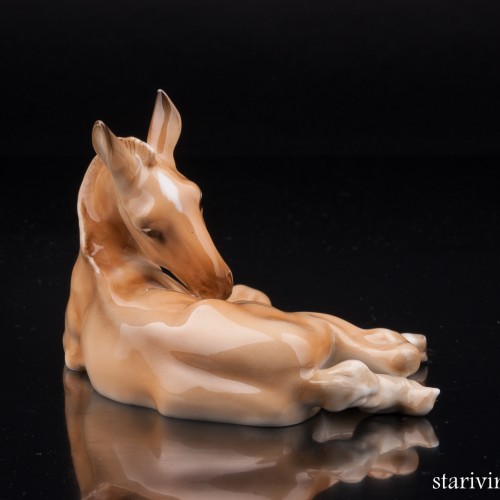 Лежащий жеребёнок, Hutschenreuther, Германия, 1970 гг