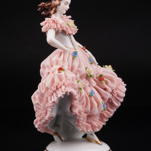 Девушка в розовом платье, кружевная, Muller & Co, Германия, 1907-49 гг