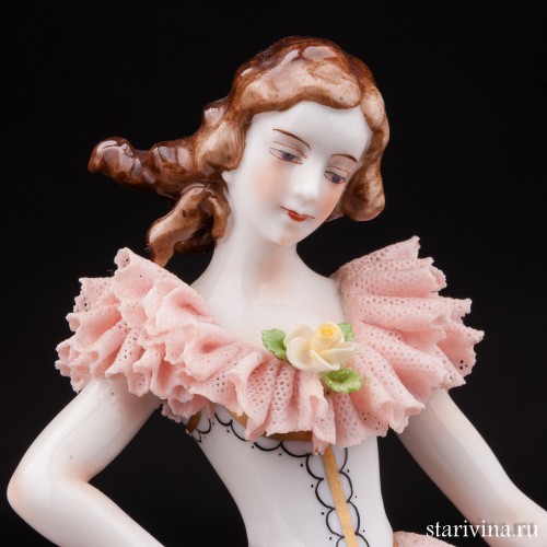 Девушка в розовом платье, кружевная, Muller & Co, Германия, 1907-49 гг