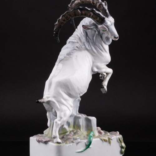 Горный козёл с ящерицей, Karl Ens, Германия, 1930 гг