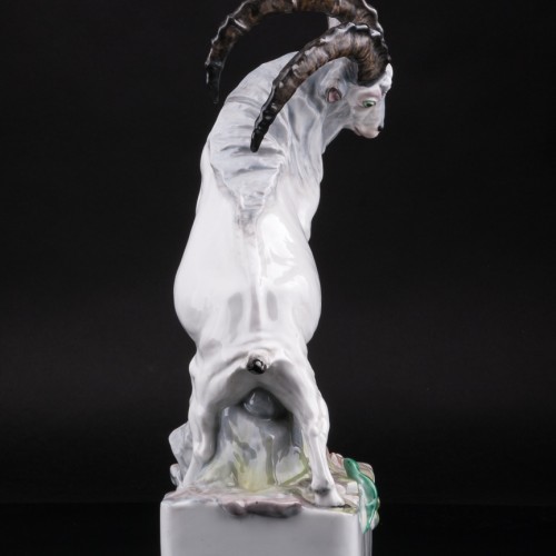 Горный козёл с ящерицей, Karl Ens, Германия, 1930 гг
