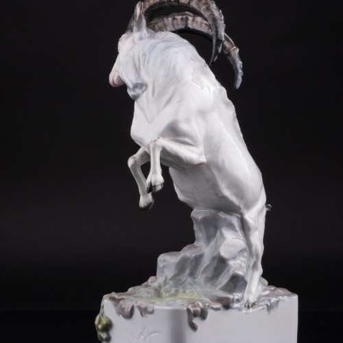 Горный козёл с ящерицей, Karl Ens, Германия, 1930 гг