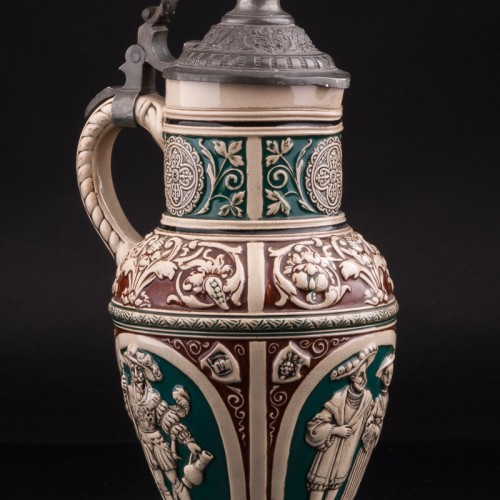 Пивной кувшин Сцены с ландскнехтами, Dumler & Breiden, Германия, 1900 гг