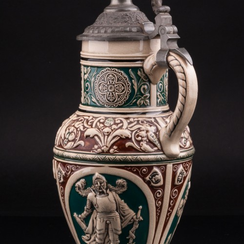 Пивной кувшин Сцены с ландскнехтами, Dumler & Breiden, Германия, 1900 гг