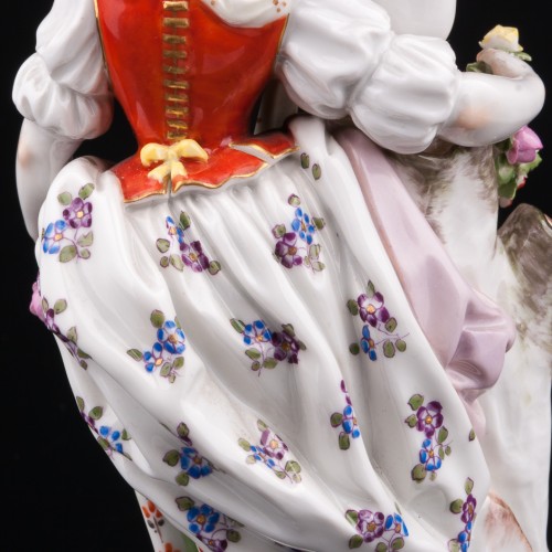 Девушка с гирляндой цветов, Meissen, Германия, вт. пол. 20 в