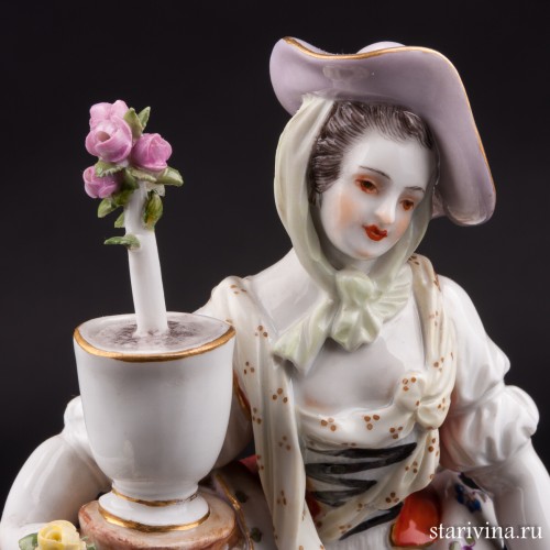 Девушка с гирляндой цветов, Meissen, Германия, вт. пол. 20 в