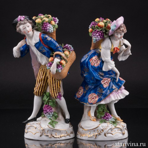 Пара с корзинами фруктов, Sitzendorf, Германия, пер. пол. 20 в
