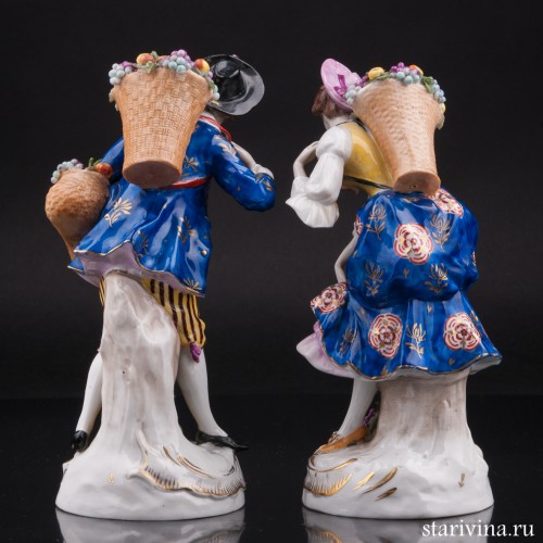 Пара с корзинами фруктов, Sitzendorf, Германия, пер. пол. 20 в