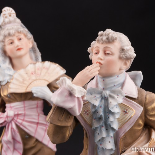 Воздушный поцелуй, пара, Royal Dux, Чехия, кон. 19 - нач. 20 вв