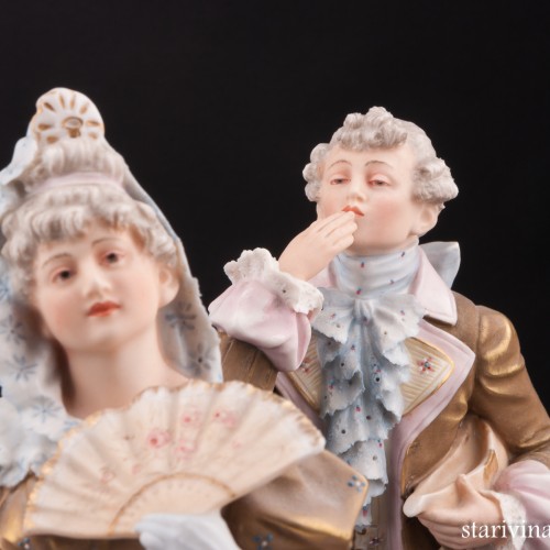 Воздушный поцелуй, пара, Royal Dux, Чехия, кон. 19 - нач. 20 вв