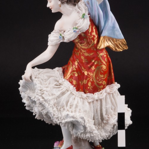Балерина в красном платье, кружевная, Volkstedt, Германия, до 1935 г