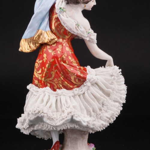 Балерина в красном платье, кружевная, Volkstedt, Германия, до 1935 г