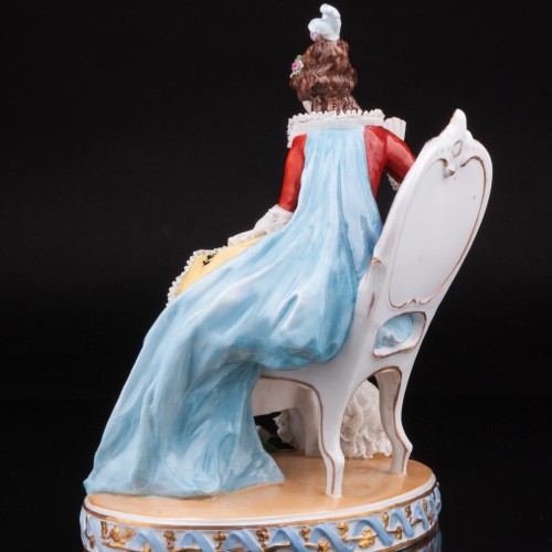 Девушка с веером на стуле, кружевная, E. A. Muller, Германия, кон. 19 - нач. 20 вв