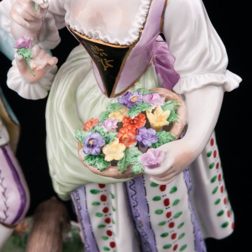 Пара с цветами и собачкой, Carl Thieme, Германия, сер. 20 в