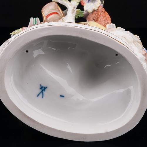 Пара с птичьей клеткой и корзиной цветов, Meissen, Германия, 1951 г