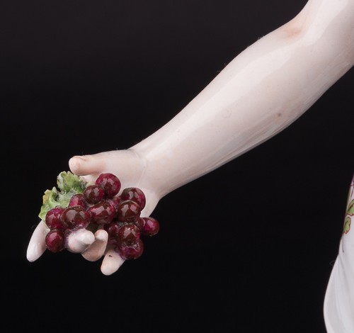 Девушка с птицей, Дрезден, Германия, 19 в