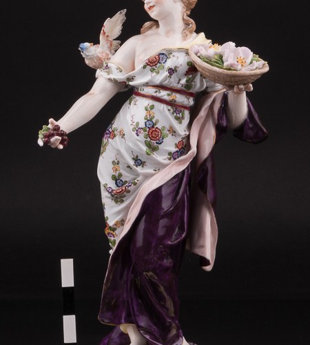 Девушка с птицей, Дрезден, Германия, 19 в