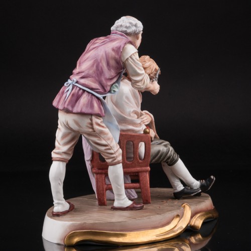 У цирюльника, композиция, Sitzendorf, Германия