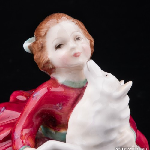 Снова дома, девочка с собакой, Royal Doulton, Великобритания, 1955 г