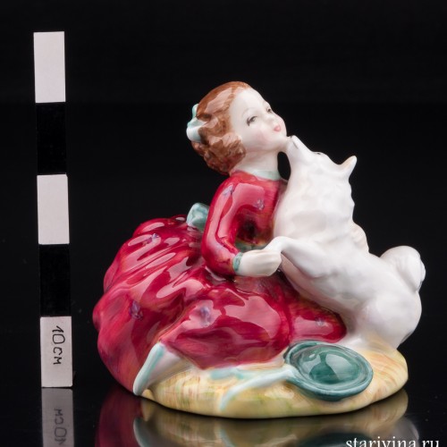 Снова дома, девочка с собакой, Royal Doulton, Великобритания, 1955 г