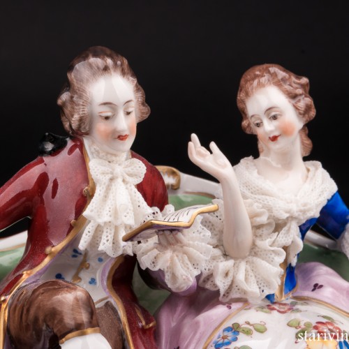 Пара за чтением, кружевная, Volkstedt, Германия, вт. пол. 20 в