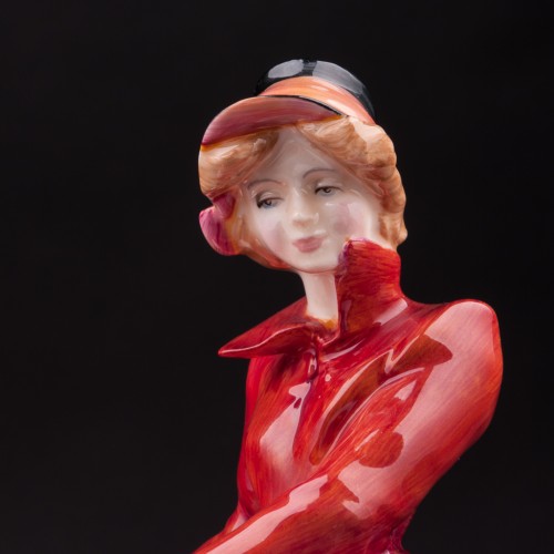 Луиза, девушка с муфтой, Royal Doulton, Великобритания, 1989 г