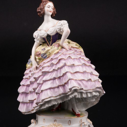 Девушка в розовом платье, Ludwigsburg, Германия, 1900 гг