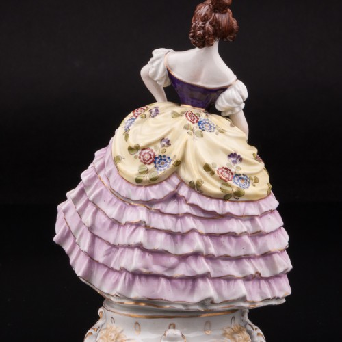 Девушка в розовом платье, Ludwigsburg, Германия, 1900 гг