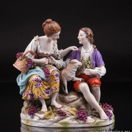 Пара с виноградом и овечкой, Ludwigsburg, Германия, кон. 19 в