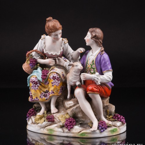 Пара с виноградом и овечкой, Ludwigsburg, Германия, кон. 19 в
