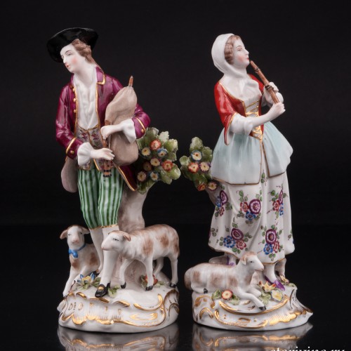 Пастушки, пара с флейтой и волынкой, Ernst Bohne Sohne, Германия, сер. 20 в