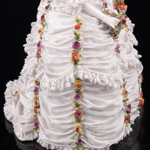 Дама с гирляндой в кружевном платье, Volkstedt, Германия, до 1935 г