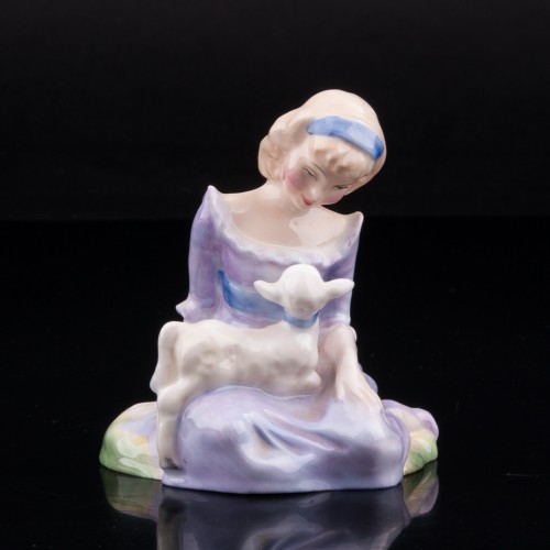 Девочка с ягненком, Royal Doulton, Великобритания