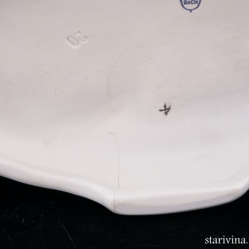 Пара с корзинкой цветов, кружевная, Unterweissbach, Германия, 1960 гг