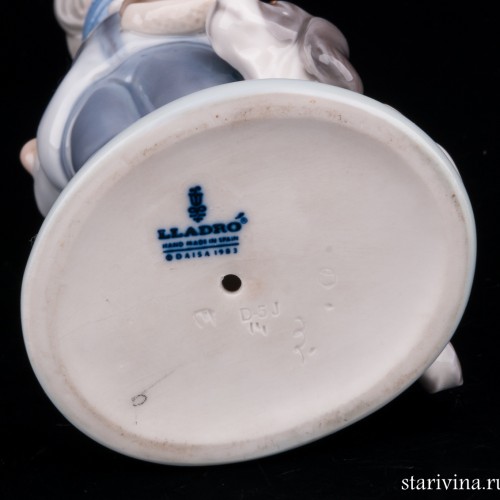 Мальчик с собакой, Lladro, Испания, 1983 г