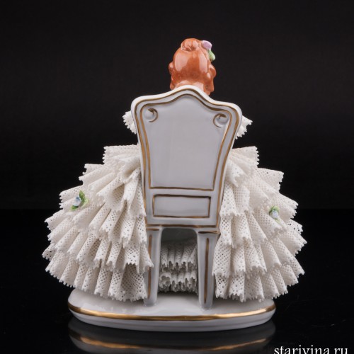 Девушка, читающая книгу, кружевная, Sitzendorf, Германия