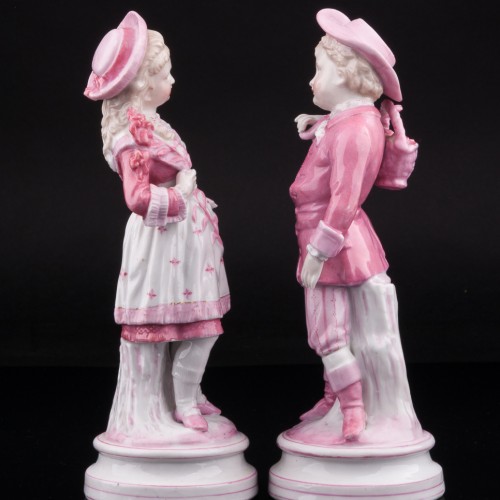 Пара детей в розовом, Франция, кон. 19 в