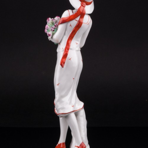 Девушка с букетом роз, Volkstedt, Германия, до 1935 г