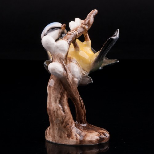 Лазоревка на ветке, Goebel, Германия, до 1990 г