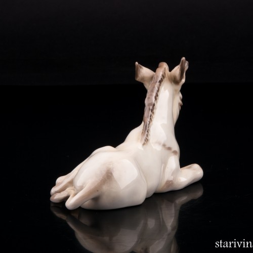 Статуэтка из фарфора Лежащий ослик, Rosenthal, Германия, 1930-50 гг.