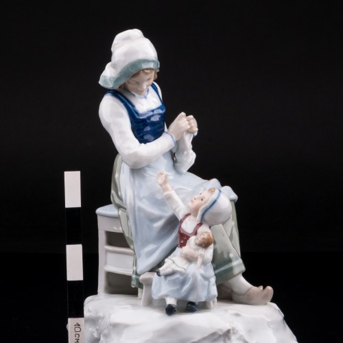 Мама с дочкой, Karl Ens, Германия, кон. 19 - нач. 20 вв