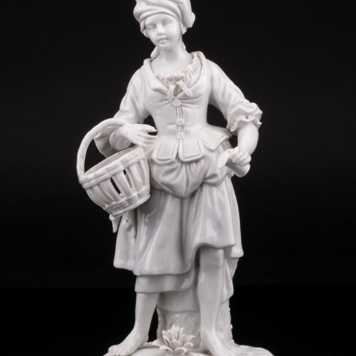 Девушка с корзиной, Дрезден, Германия, пер. пол. 20 в