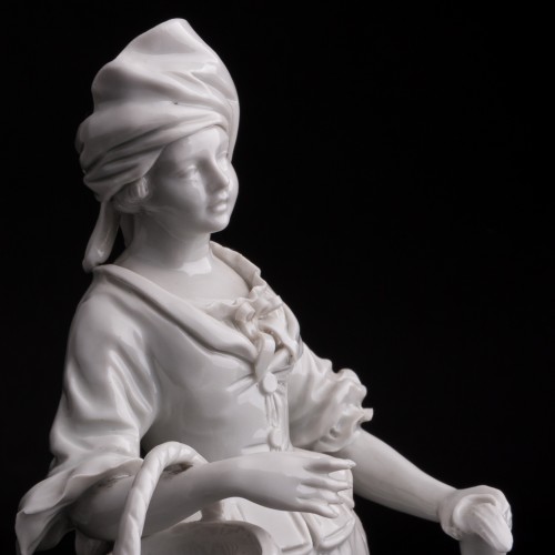 Девушка с корзиной, Дрезден, Германия, пер. пол. 20 в