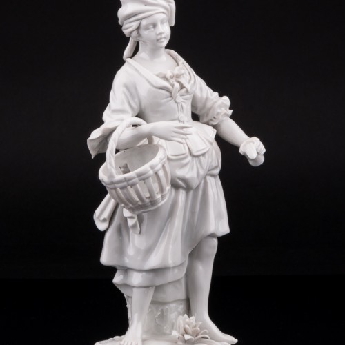 Девушка с корзиной, Дрезден, Германия, пер. пол. 20 в