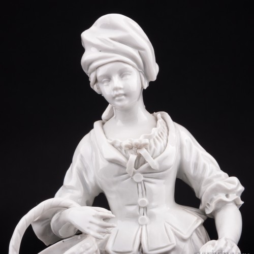 Девушка с корзиной, Дрезден, Германия, пер. пол. 20 в