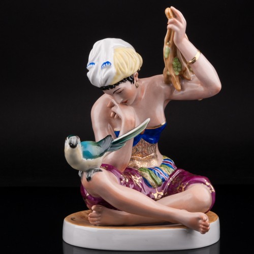 Статуэтка девшуки Шахерезада с попугаем, Karl Ens, Германия, вт. пол. 20 в.